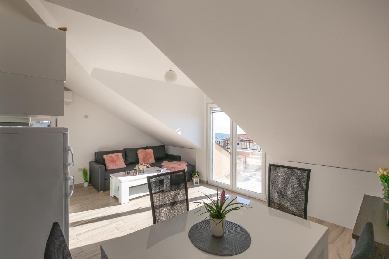 Ferienwohnung Ferdo 2 Makarska Exterior foto